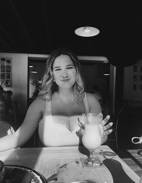 Paige F pornstar hot img