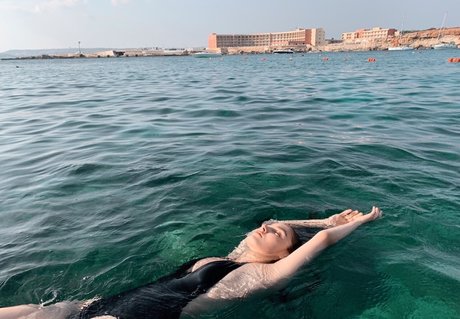 Diana Elias xxx star pictures