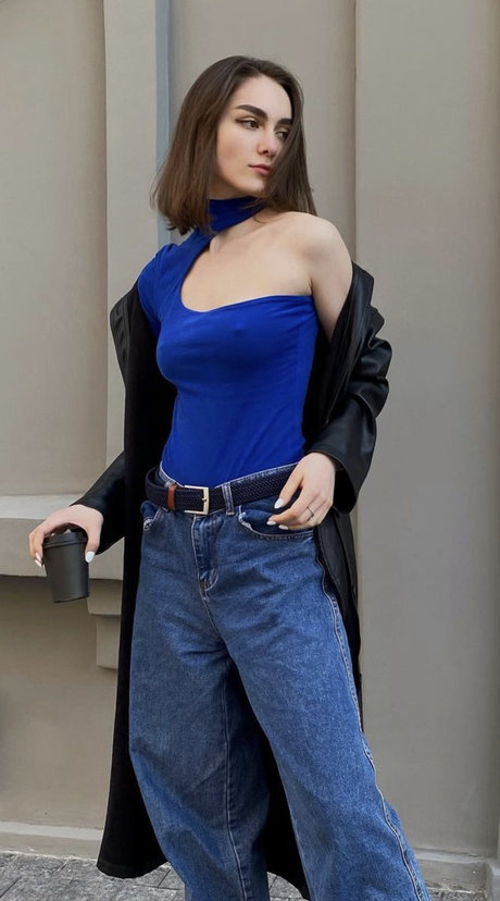 Diana Elias nudes model pictures