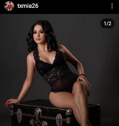 Txmia26 IG perfect pornstar photos