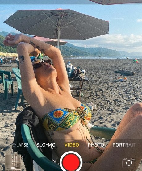 Chen pornstar erotic pic