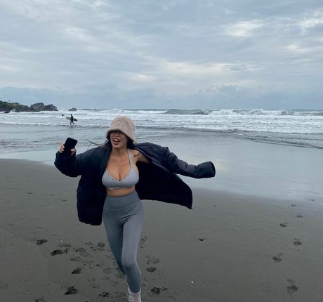 Chen pornstar top picture