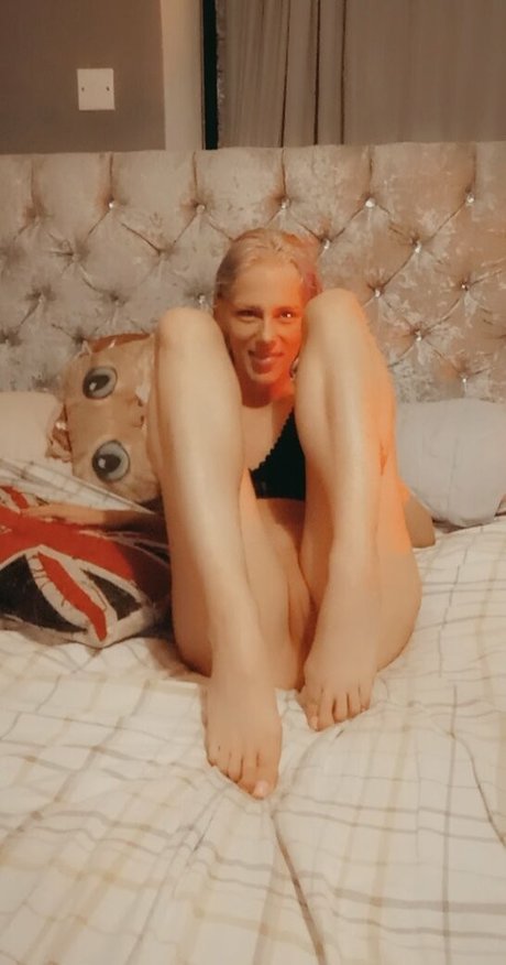 Stacey Louise sexy star photos