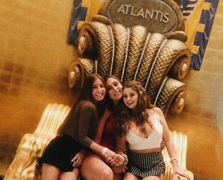 Corrina M model pornographic photos