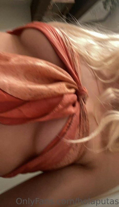 Haleyandersn exclusive actress photos