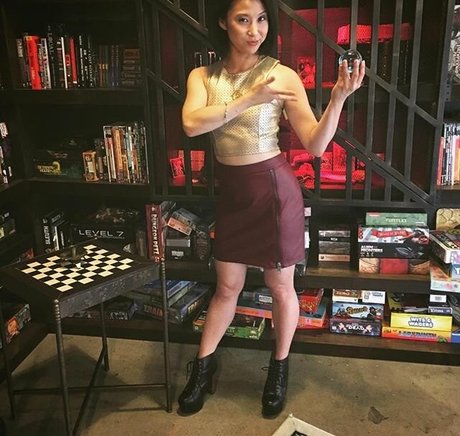 Erika Ishii model gallery