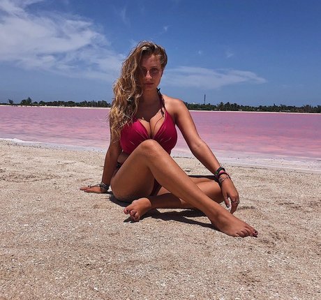 Shachar Alkoser perfect model picture