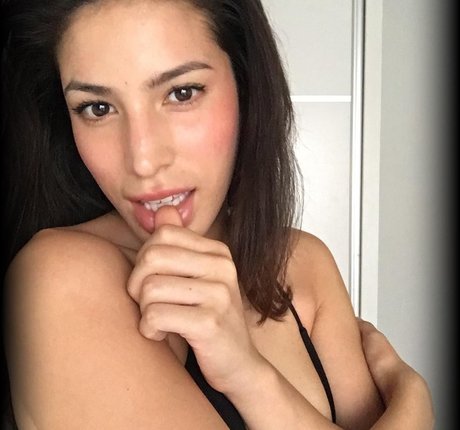 Samantha Katie James porn actress img