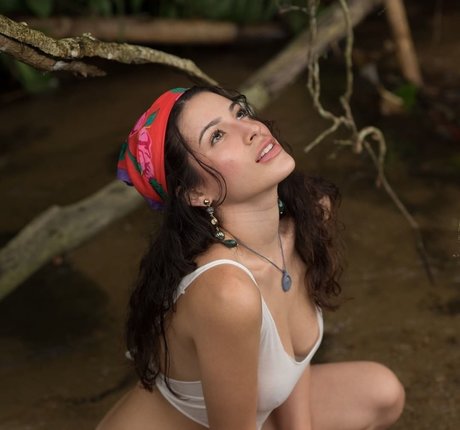 Samantha Katie James hd actress pic