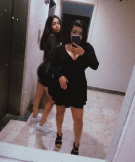 Kimberly Hdeez model exclusive gallery