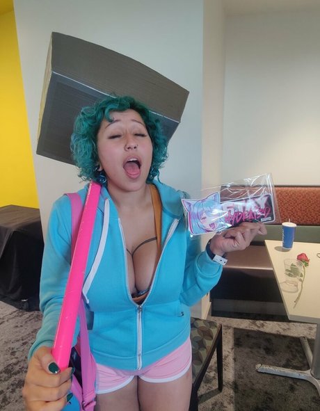 venusontheflipside model naked image