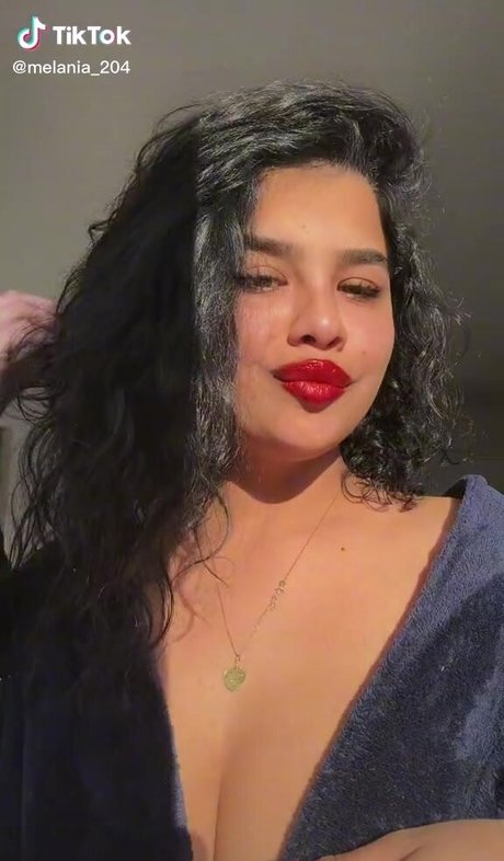 Melannia pornstar sexy picture