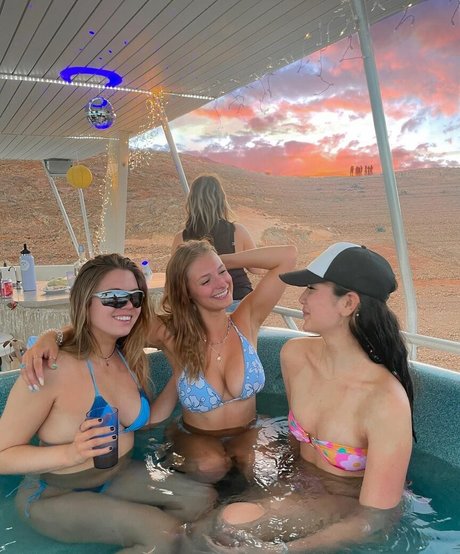 Ainsley Weaver exclusive actress images