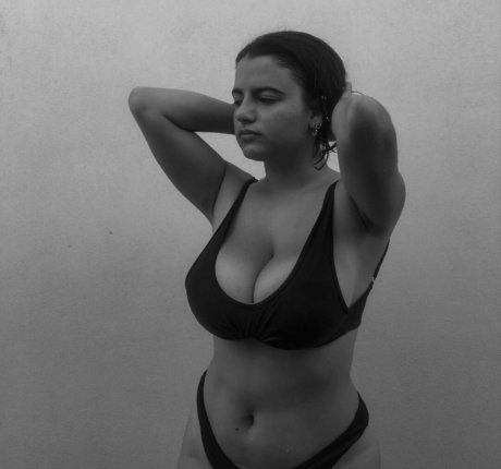 Antonela Tomatis star pretty photos