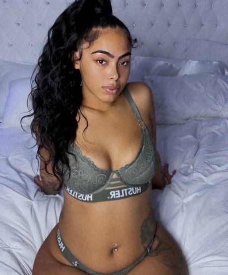 _shebecrazy beautiful model img