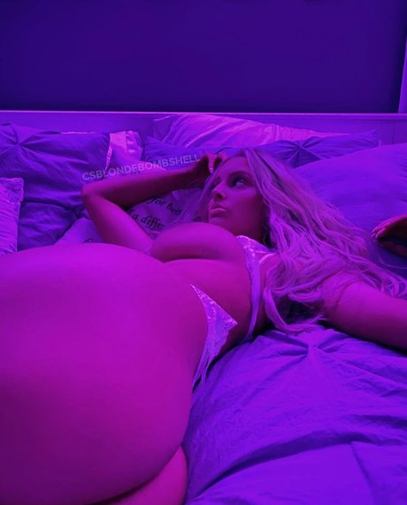 csblondebombshell pretty model img