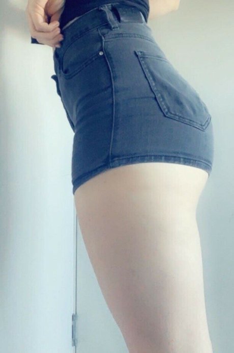 baby make it hurt model erotic galleries