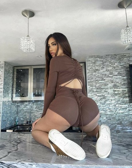 Miss Erika Gray pornstar hot photo