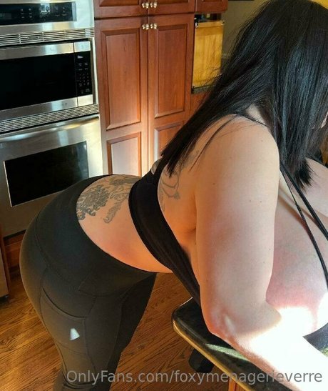 Foxy Menagerie Verre star nude images