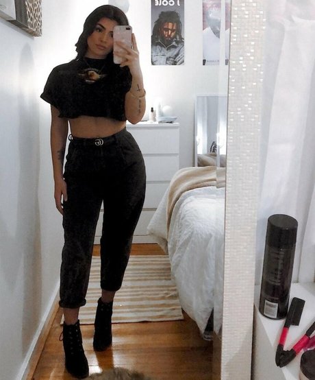 Kylie Manue actress images