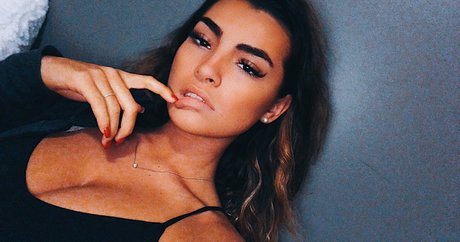 Kylie Manue star sex pic