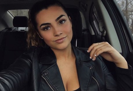 Kylie Manue Profile pic