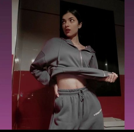 big tits midget onlyfans pornographic images