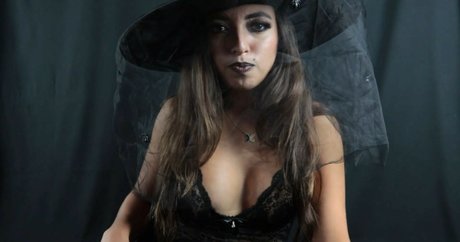 Frida Sante xxx actress pics