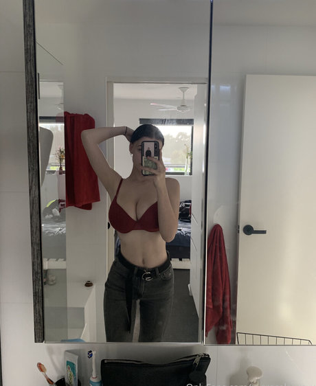 Grace Laura Profile pic