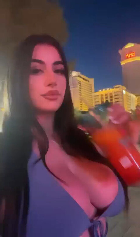 Ciara Lennon star sexy picture