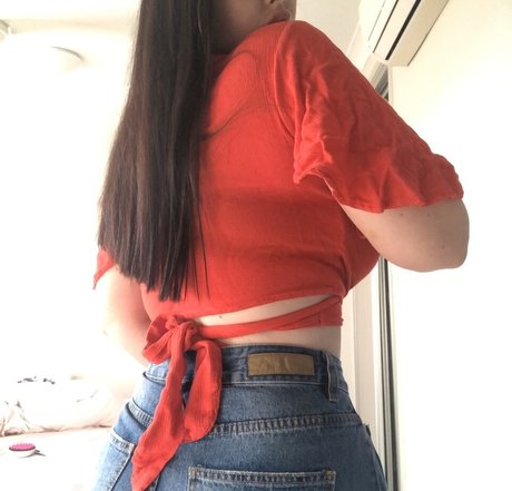 Tayla Cooper art model images