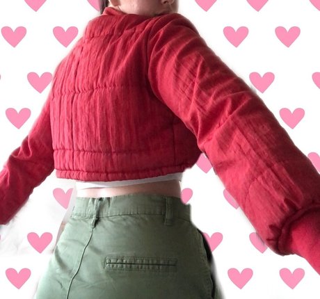 Tayla Cooper naked model photos