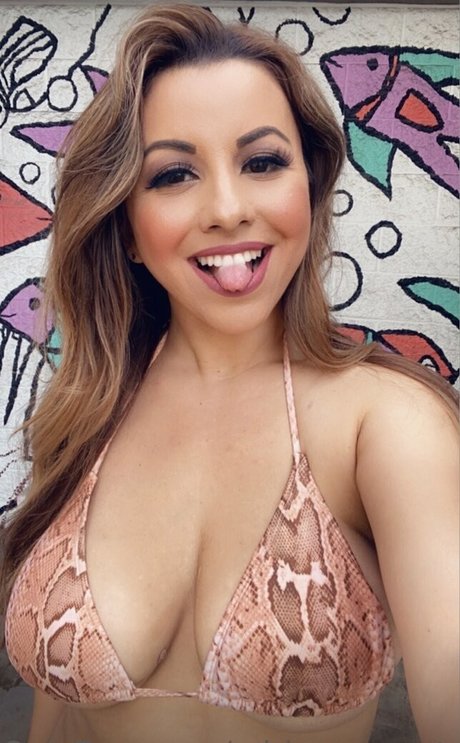 Adriana Noriega porn star photo