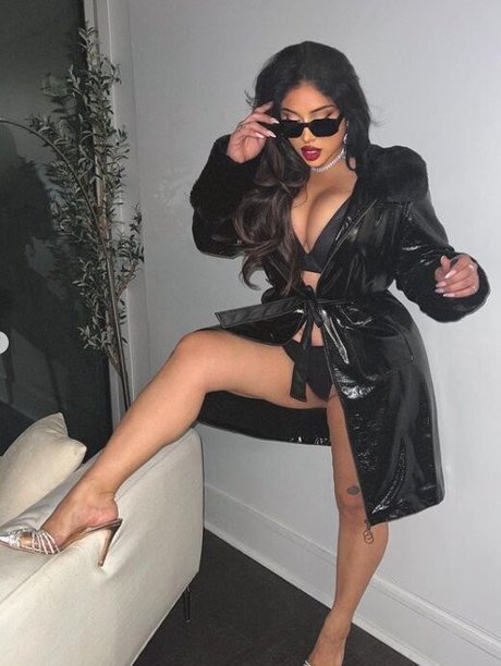 viirdii erotic model galleries