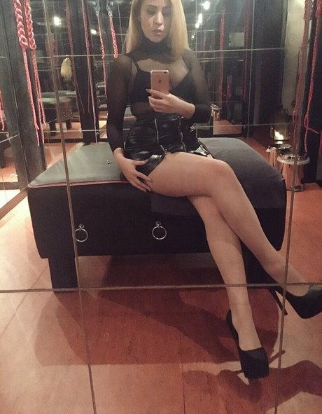 SophiaLarou pornstar high quality pics