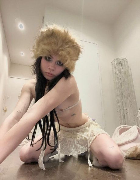 sanriobby star nude archive