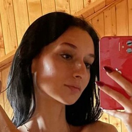 RoxyMilano model sexy img