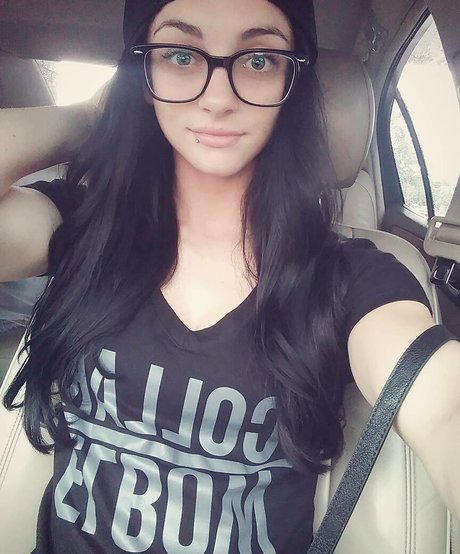 Priscilla Kelly pornstar photo