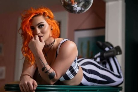 Priscilla Kelly exclusive model images