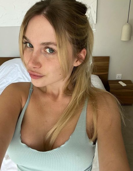 mur iricio nude star images