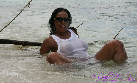 Cherokee D Ass hot model images