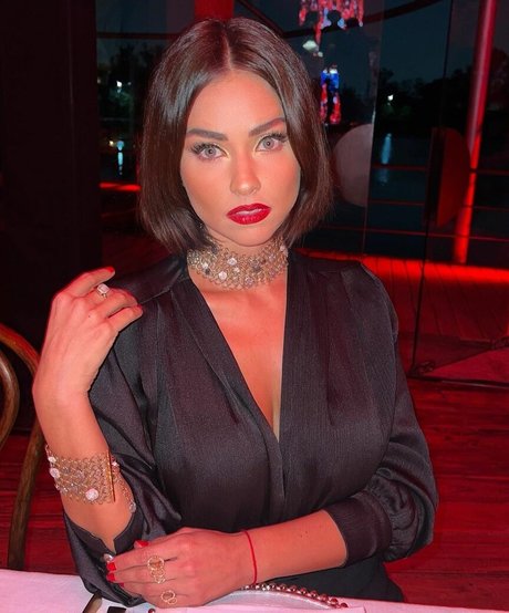 Claudia Martin pornstar perfect pic