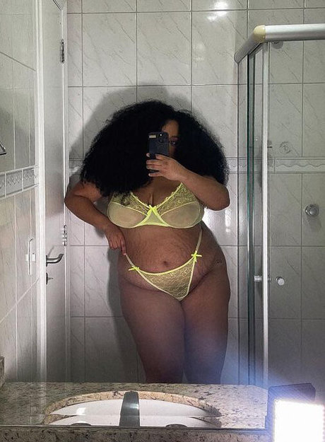 Rizia Cerqueira star erotic galleries