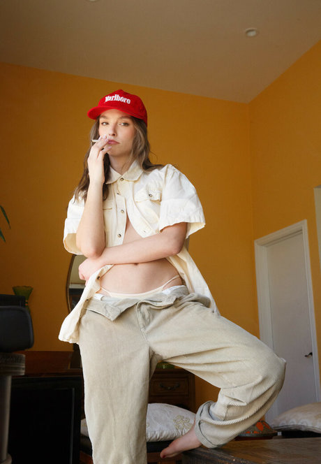 Alexis Fabie sexy star gallery