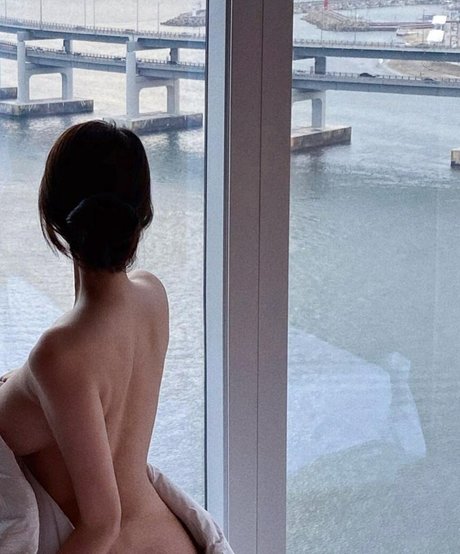 Si Young xxx pornstar images