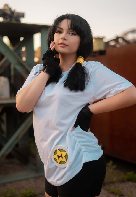 Allyssooonnnn erotic model galleries