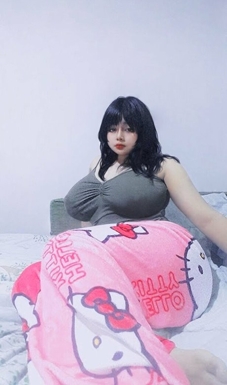 makisuggar model porn images