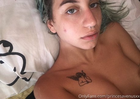 Princesa Venus pornstar pretty picture