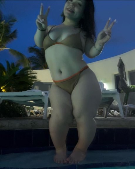 Kelsey aff star beautiful photos