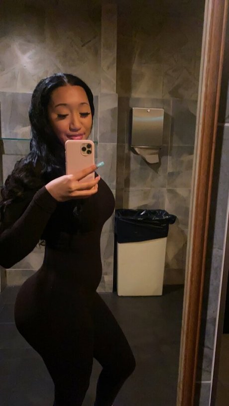 Drew valentina hot actress pics